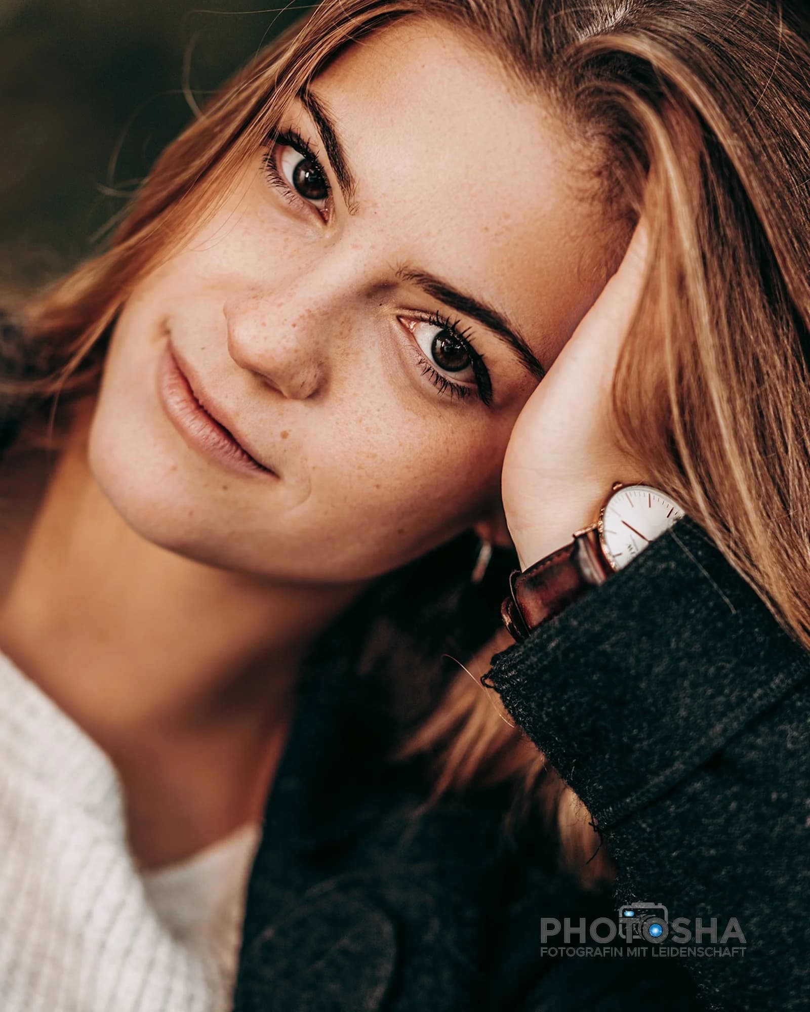 Portrait photography by Sha — photo 27